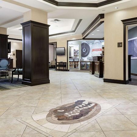 Hampton Inn & Suites Gainesville Downtown Екстериор снимка