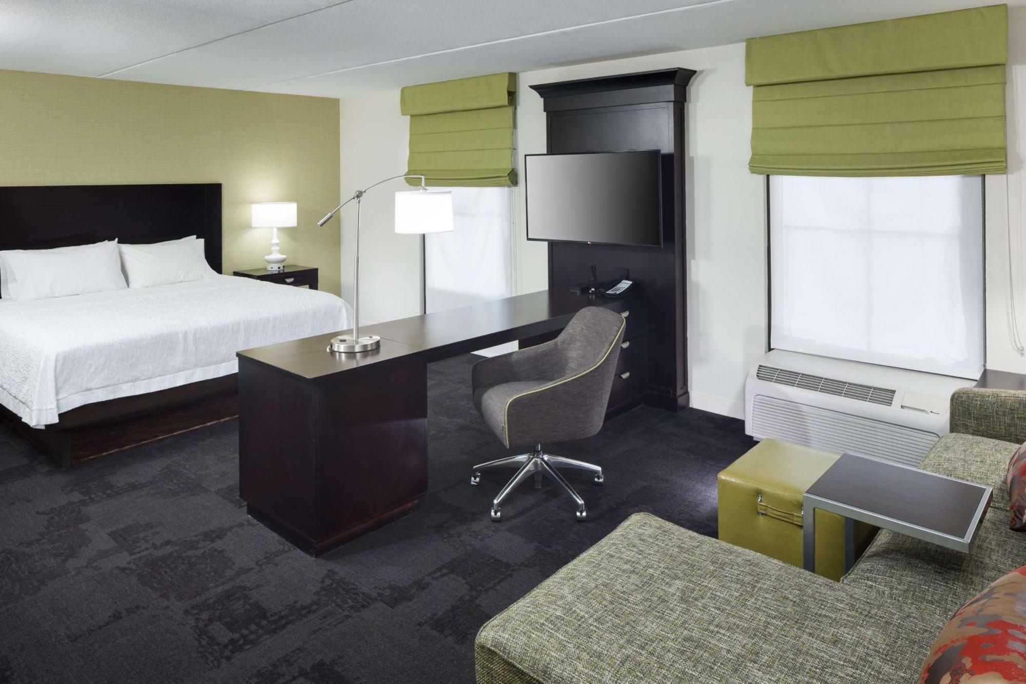 Hampton Inn & Suites Gainesville Downtown Екстериор снимка
