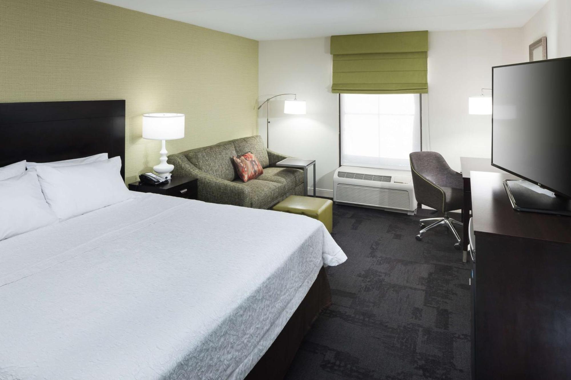 Hampton Inn & Suites Gainesville Downtown Екстериор снимка