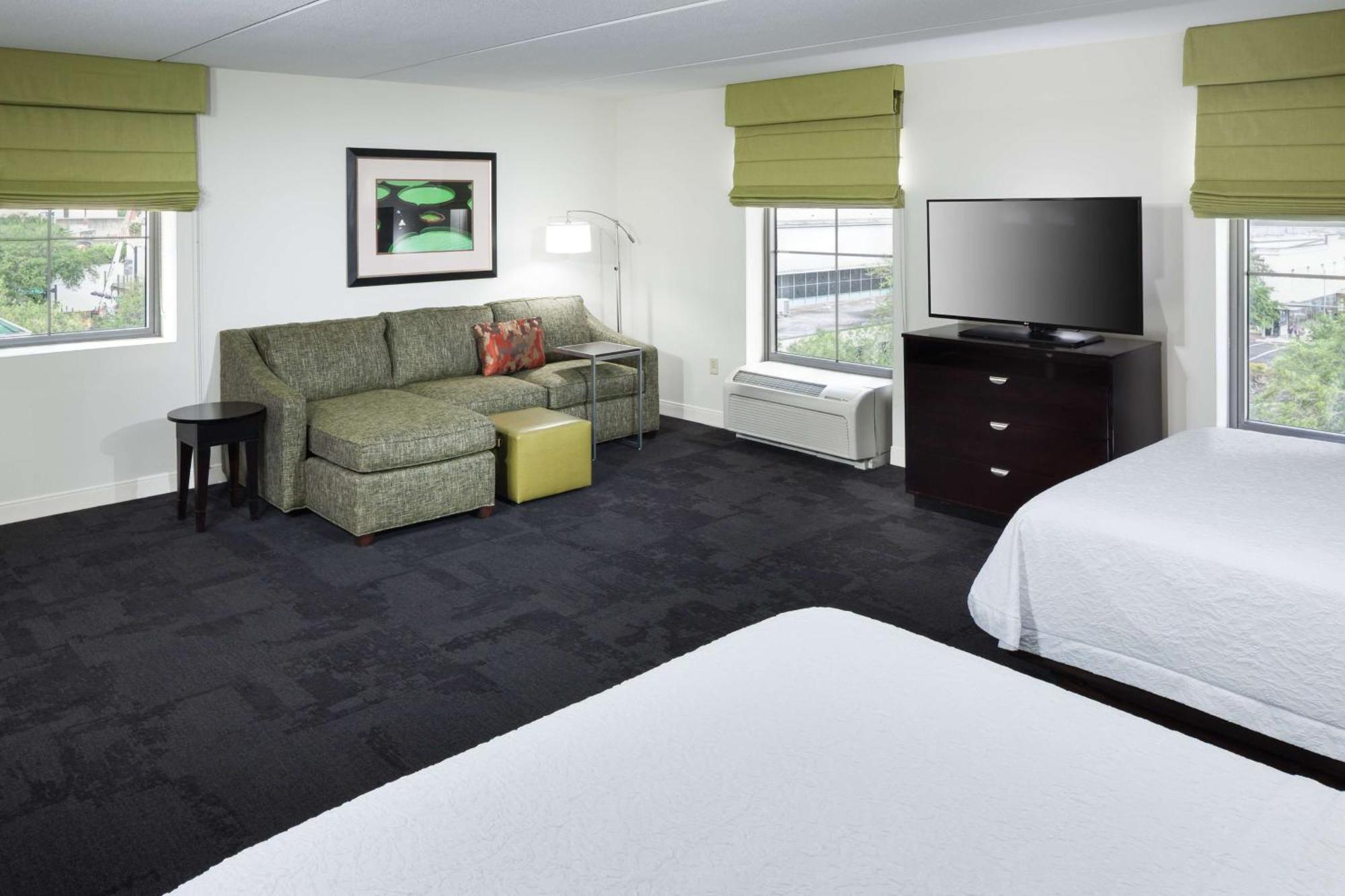 Hampton Inn & Suites Gainesville Downtown Екстериор снимка
