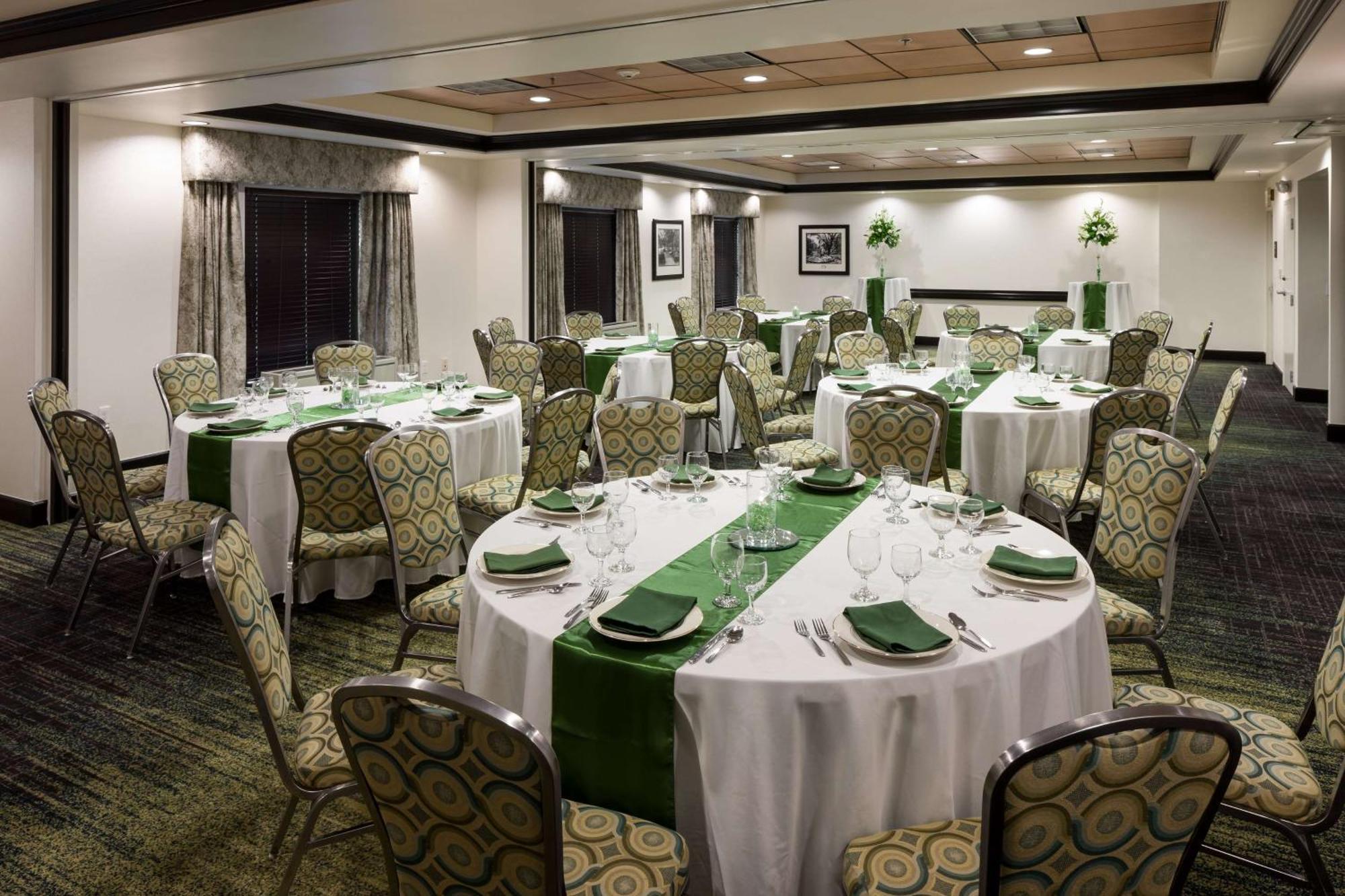 Hampton Inn & Suites Gainesville Downtown Екстериор снимка