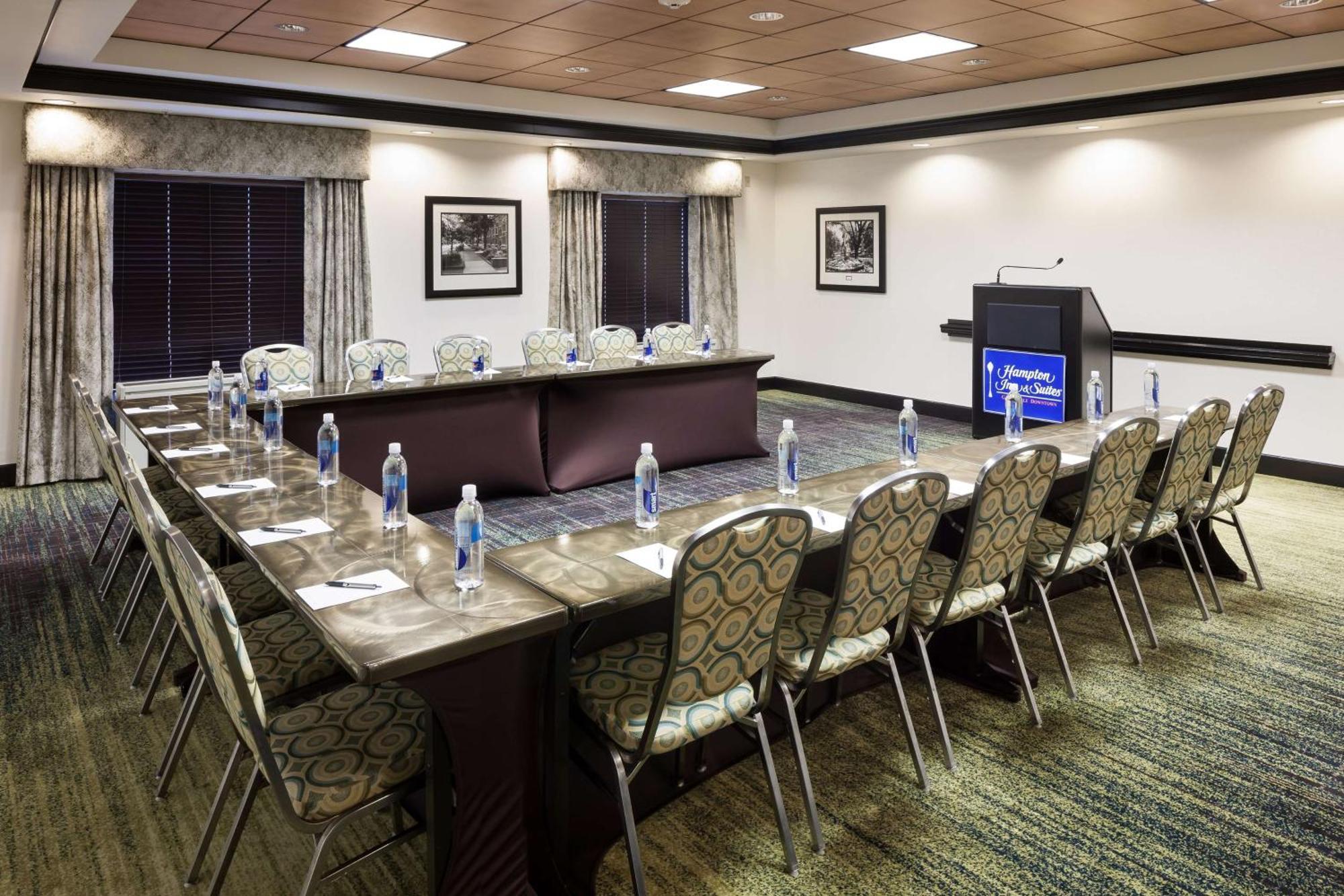 Hampton Inn & Suites Gainesville Downtown Екстериор снимка