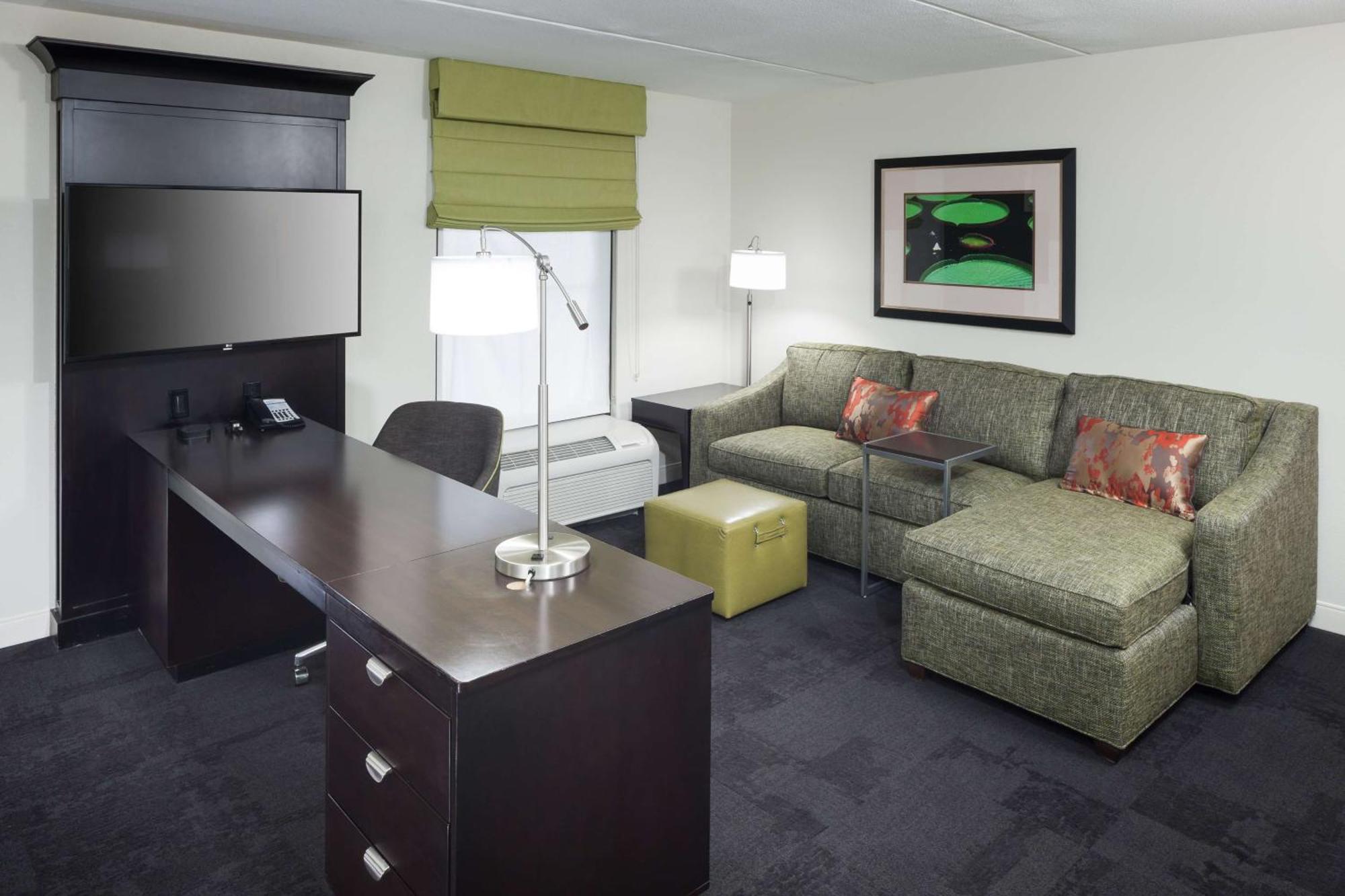 Hampton Inn & Suites Gainesville Downtown Екстериор снимка