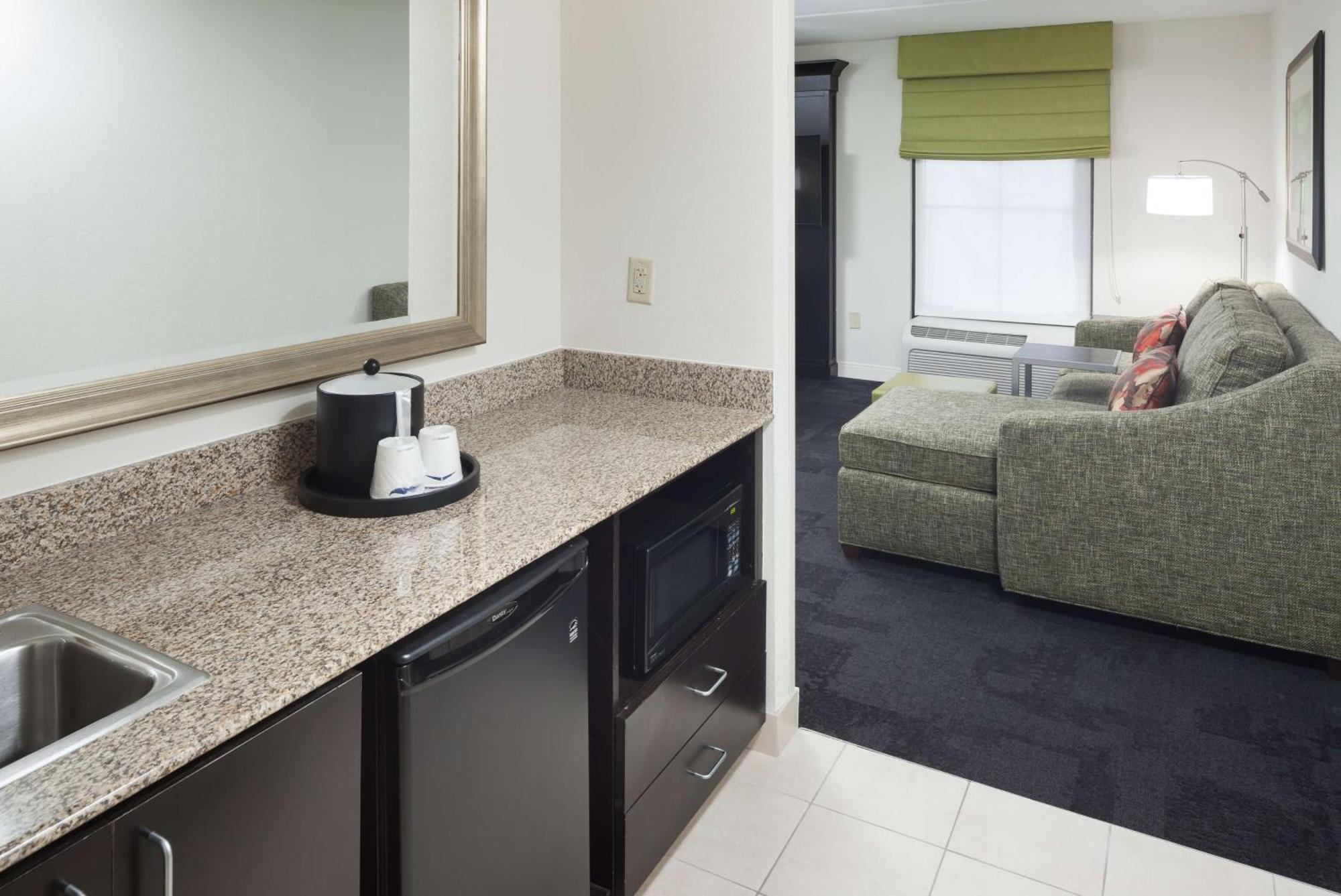 Hampton Inn & Suites Gainesville Downtown Екстериор снимка