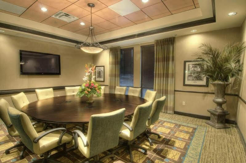 Hampton Inn & Suites Gainesville Downtown Екстериор снимка
